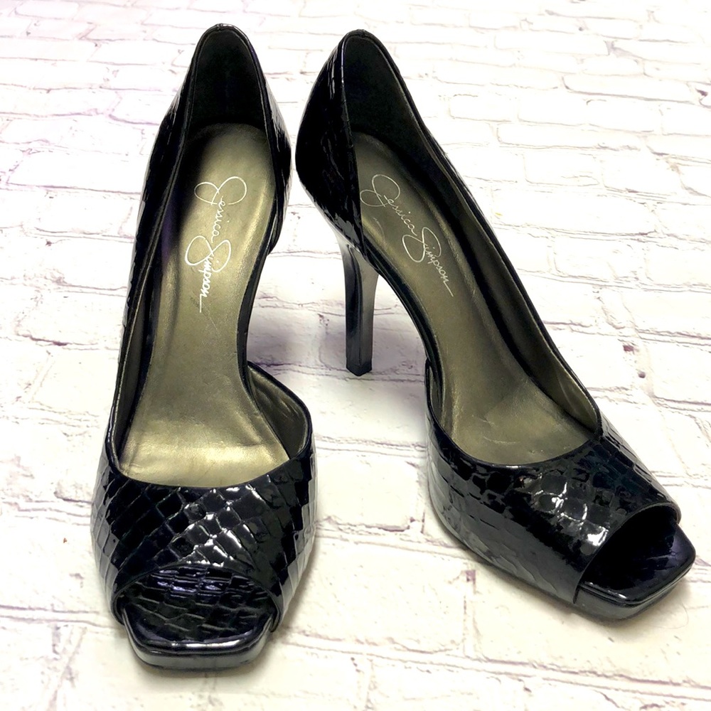 Jessica Simpson black leather stilettos Sz 8.5